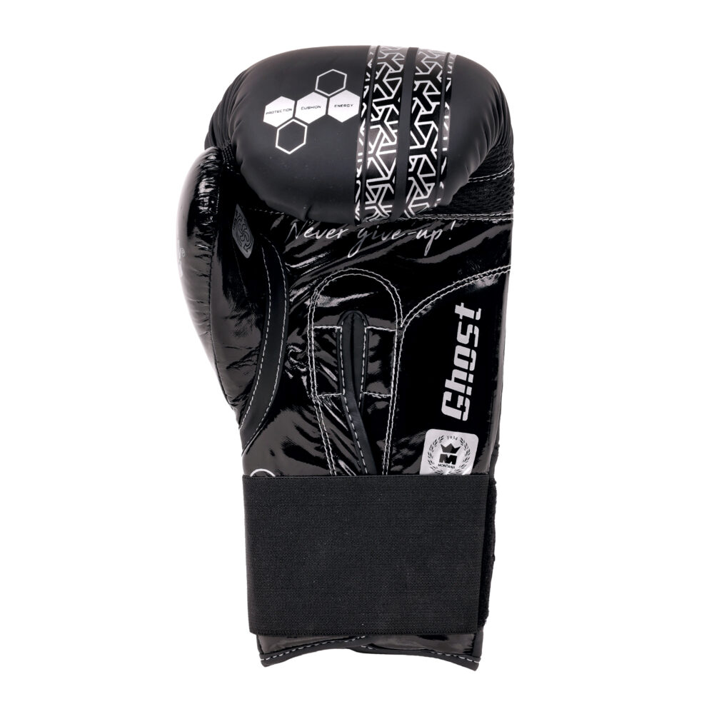 Face intérieure du gant de boxe Montana GHOST BlackCode : paume vinyle, marquage Ghost et manchette à serrage élastique avec fermeture rapide par scratch.