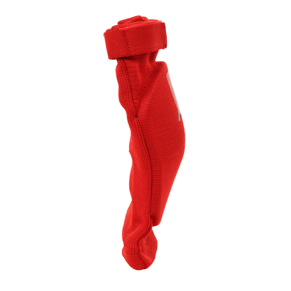 Protège-coude rouge Montana ELBOWGUARD vu de profil, montrant l’épaisseur du rembourrage et la souplesse du manchon extensible.