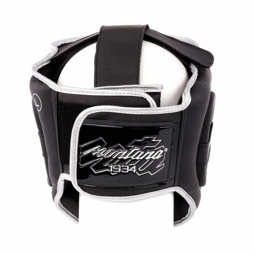 Casque de boxe noir Montana FULLGUARD Identity offrant une couverture intégrale du visage et un confort optimal grâce à son double système de réglage au-dessus et à l'arrière de la tête