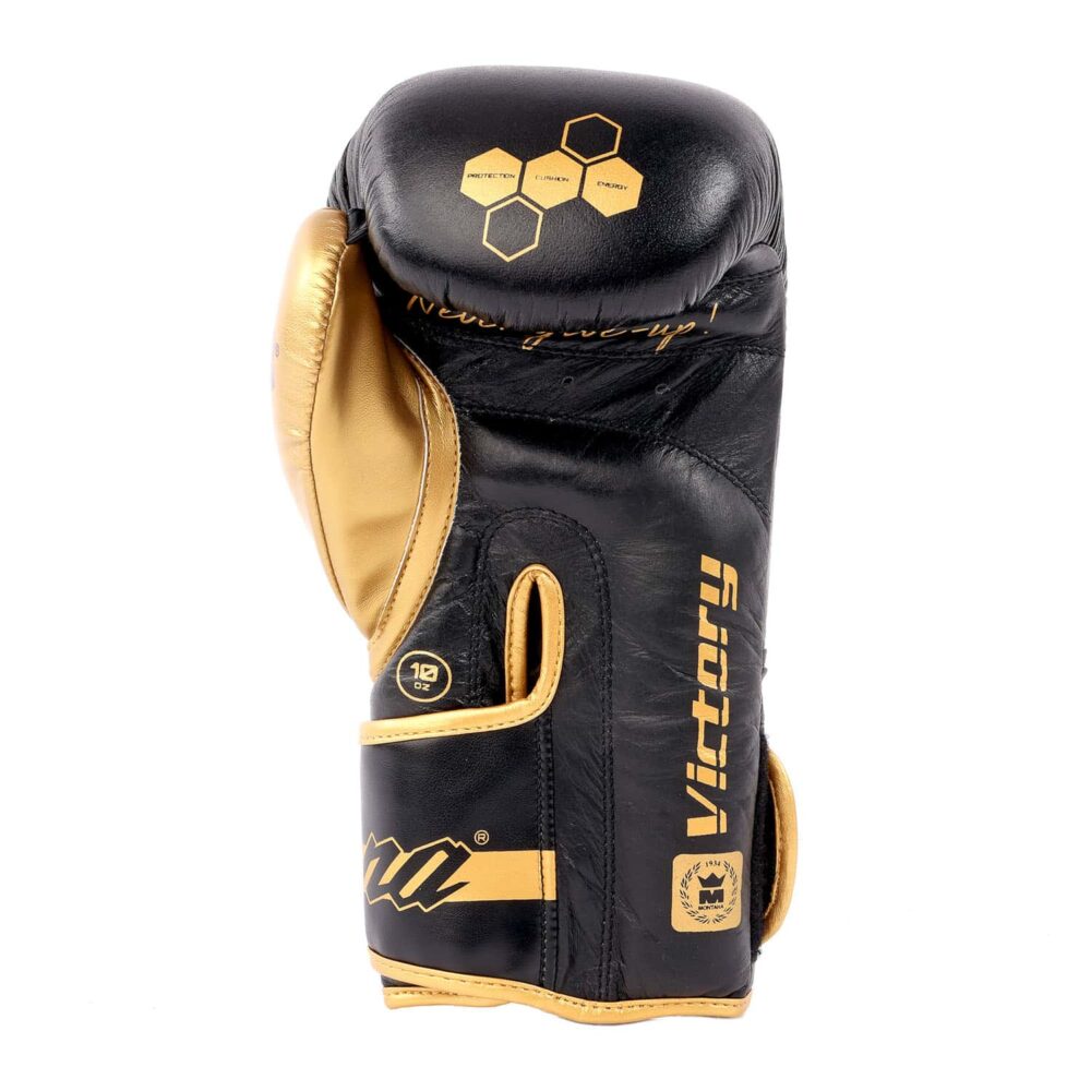 Gants de boxe noirs Montana VICTORY NewCode avec paume en vinyle aéré et doublure satinée, favorisant la respirabilité pendant les sessions de boxe anglaise, boxe thaï, kick boxing et full contact.