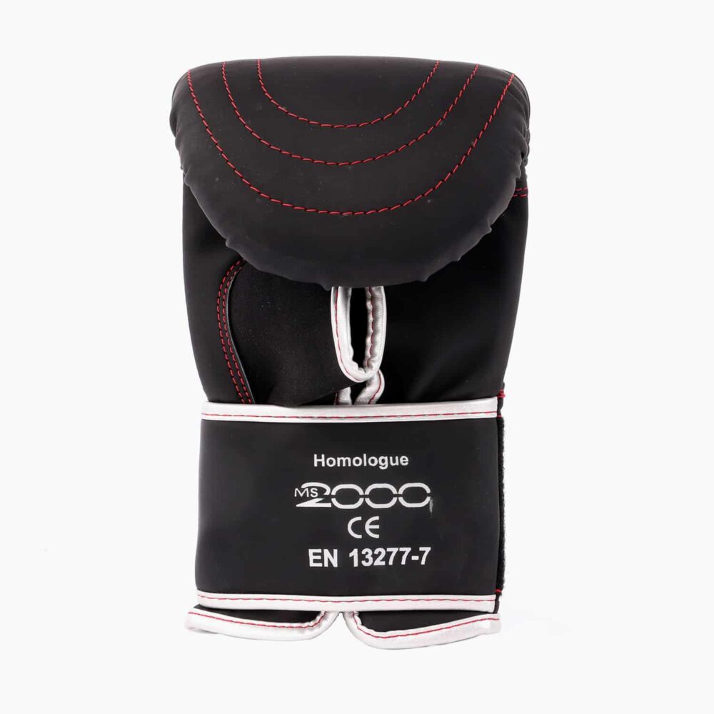 Gants de sac MS 2000 Identity noirs, en PolyComposite avec mousse haute densité et doublure satin soft, conçus pour les entraînements sur sac.