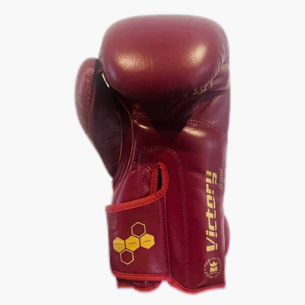 Paume ventilée des gants VICTORY Legend, optimisée pour la respirabilité et le confort pendant les séances de boxe intense.