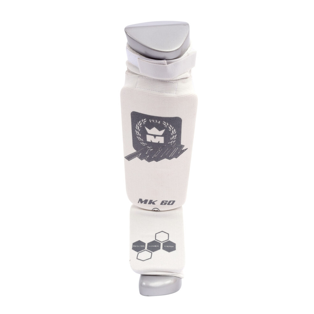 Protège tibias et pied blanc MK60, conçu en coton élastique avec mousse de protection, idéal pour l’entraînement sécurisé en arts martiaux, certifié CE.