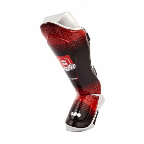 Protège tibias Montana noir et rouge MK PROTECT Absorb Identity, combinaison de mousse dense et insert absorbant, maintien scratch et confort hygiénique, certifié CE.