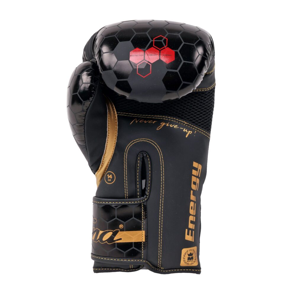 Face intérieure du gant de boxe Montana ENERGY Spartiate, avec la paume à mesh VENTIL'AIR pour l'aération, le marquage Energy doré et la manchette SMART LOCK à fermeture scratch.